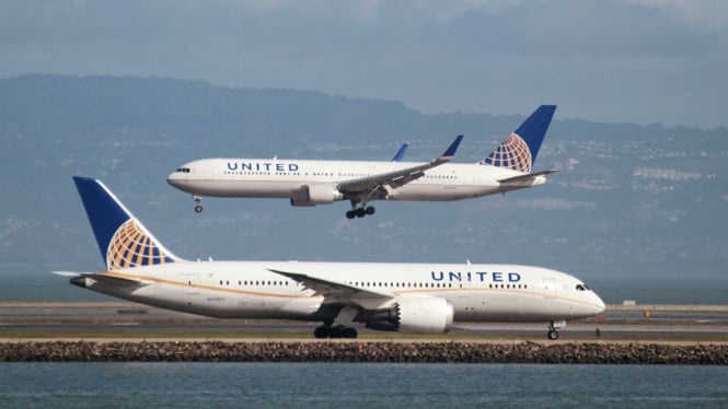 United Airlines Boeing 787.