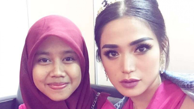 Jessica Iskandar dan asisten