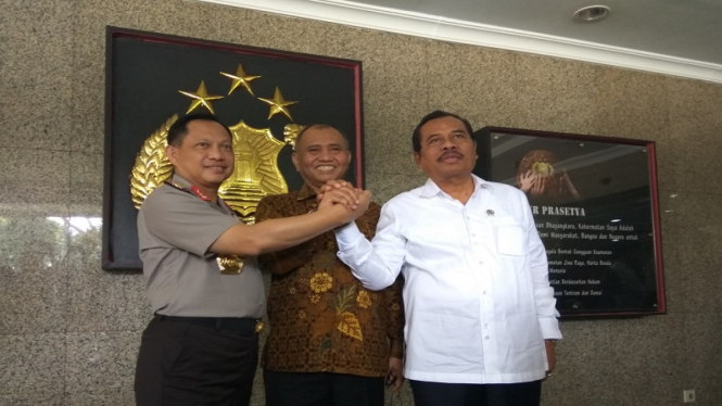 Kapolri, Ketua KPK dan Jaksa Agung setelah tanda tangan MOU