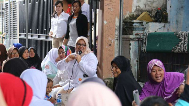  Fery Farhati Baswedan kampanye soal pengentasan pengangguran di Jakarta.