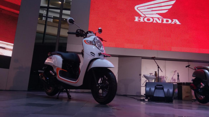 Honda Scoopy terbaru