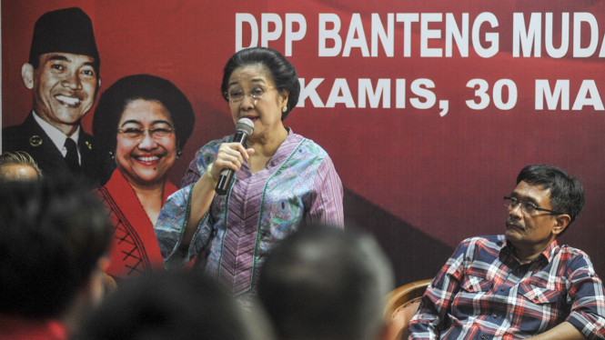 Megawati dan Djarot.