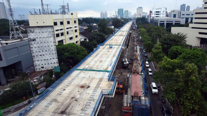 Pembangunan proyek rute MRT.