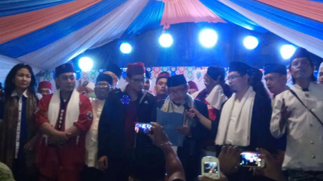 Komunitas Masyarakat Peduli Jakarta mendukung Anies Baswedan dan Sandiaga Uno.