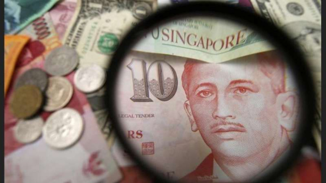 Uang dolar Singapura.