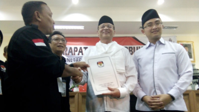 Wahidin Halim- Andhika Hazrumy Gubernur dan Wakil Gubernur Banten terpilih