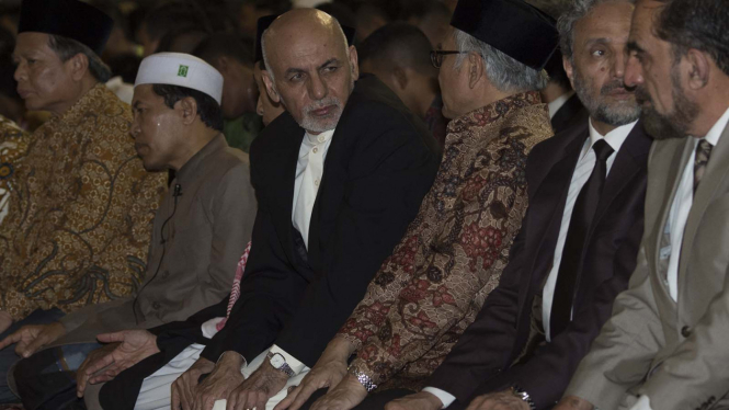 Presiden Afghanistan Ashraf Ghani berkunjung ke Masjid Istiqlal, Jakarta, Kamis, 6 April 2017.