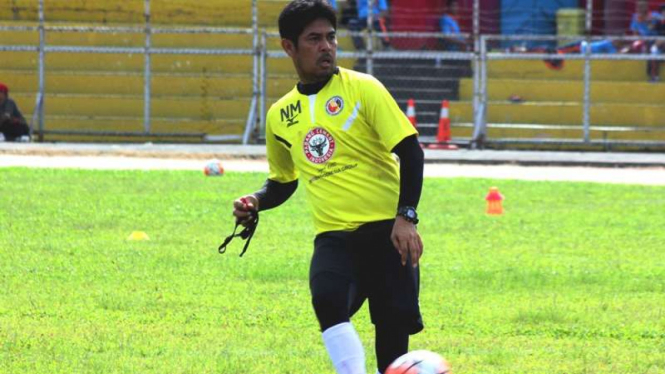 Eks pelatih Semen Padang FC, Nilmaizar.