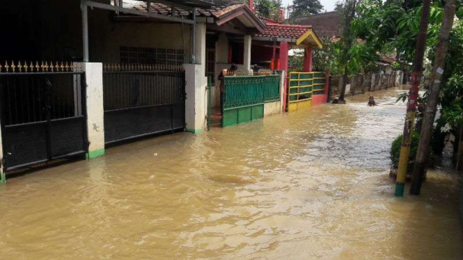 Banjir di Cipinang Melayu, Makassar, Jakarta Timur.