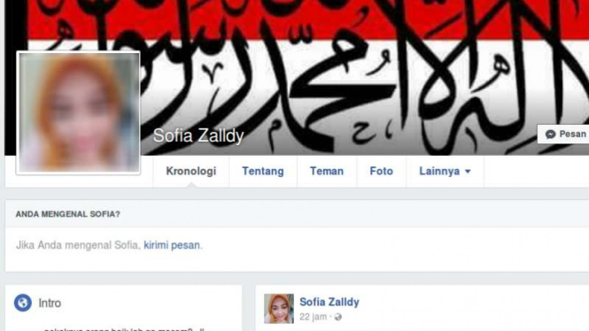 Akun facebook Sofia Zalldy yang dipolisikan oleh Wakil Bupati Ciamis Oih Burhanudin atas tudingan menyebutnya menggunakan kaos bergambar palu arit.