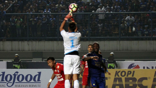 Laga Persib Bandung vs Arema FC Berakhir Imbang