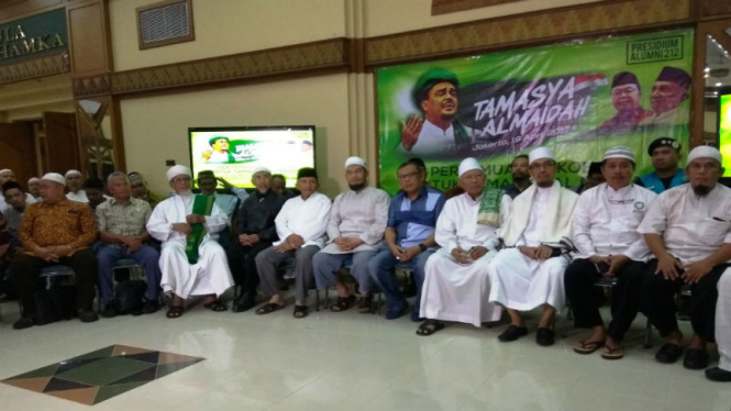 Panitia Gerakan Tamasya Al-Maidah menggelar konferensi pers.