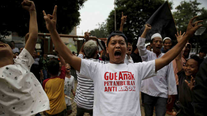 Euforia Kemenangan Hitung Cepat Anies-Sandi