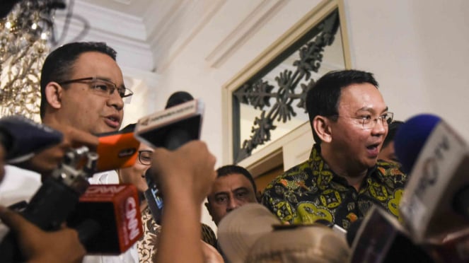 Pertemuan Anies dan Ahok di Balai Kota Jakarta.