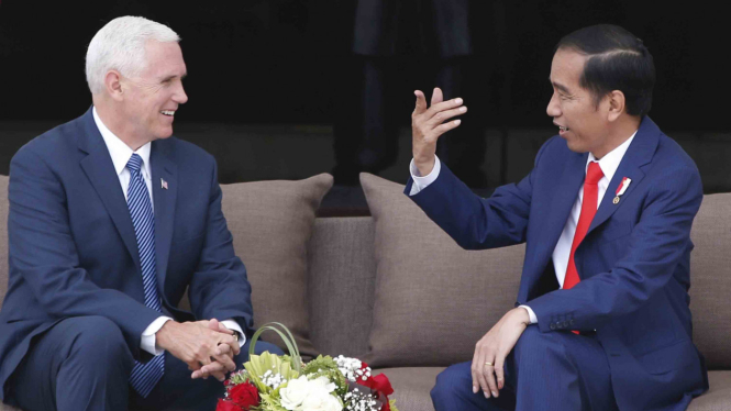 Pertemuan Wapres AS Mike Pence dengan Presiden Jokowi