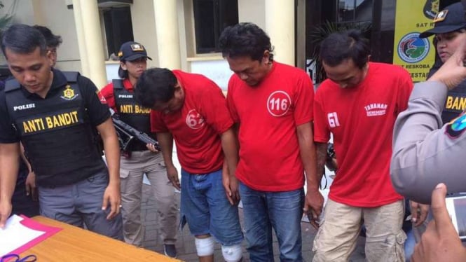 Tahanan kabur yang ditangkap lagi dibeber di Markas Polrestabes Surabaya