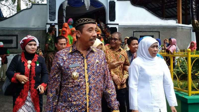 Menteri Sosial di makam RA Kartini, Jumat (21/4/2017).