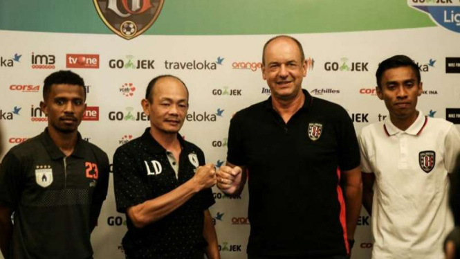 Konferensi pers jelang pertandingan Bali United vs Persipura