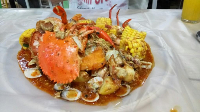 Kepiting Chilli Madness di Chilli Crab, Pekanbaru, Riau