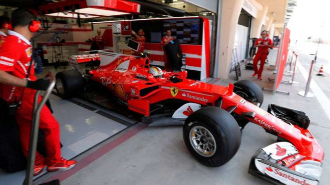 Pembalap Ferrari, Sebastian Vettel.