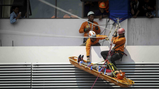 Peringatan Hari Kesiapsiagaan Bencana di Indonesia.