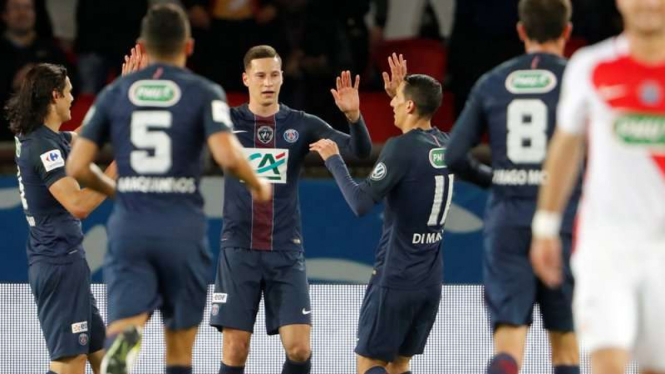 Selebrasi gol para pemain Paris Saint-Germain usai bobol gawang AS Monaco