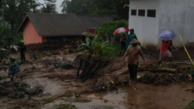 Kondisi rumah warga yang diterjang banjir bandang Magelang, Jawa Tengah.