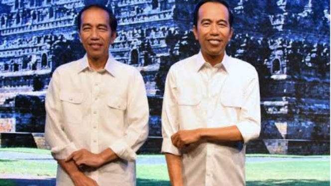 Presiden Joko Widodo dan patung lilinnya di Museum Madam Tussauds Hong Kong.