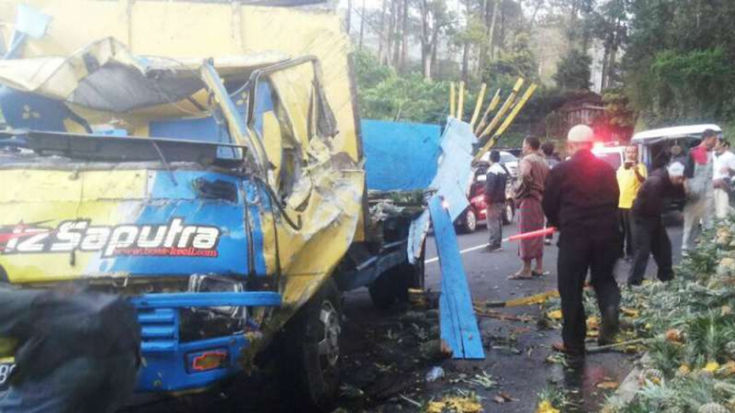 Kecelakaan terjadi di Jalur Puncak, Ciloto, Cianjur Jawa Barat