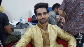 Shakti 'Ranveer' Arora Beradu Akting dengan Cut Tari