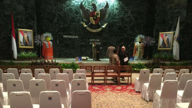 Persiapan acara penyerahan surat penugasan Plt Gubernur DKI ke Djarot Saiful Hidayat, Selasa, 9 Mei 2017.