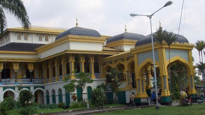 Istana Maimun di Medan
