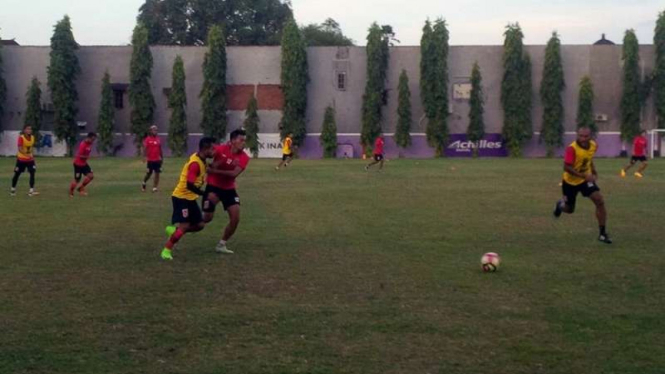 Pemain Borneo FC berlatih jelang lawan Bali United
