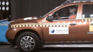 Hasil Mengecewakan Uji Tabrak Renault Duster