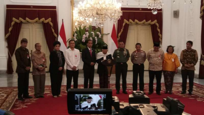 Presiden Jokowi usai bertemu dengan tokoh lintas agama, Selasa (16/5/2017).