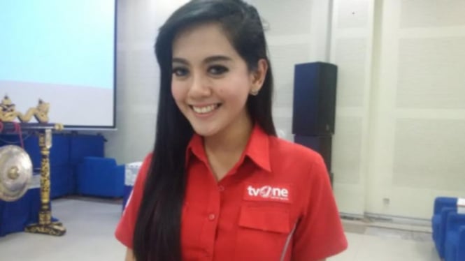 Presenter cantik tvOne, Putri Violla