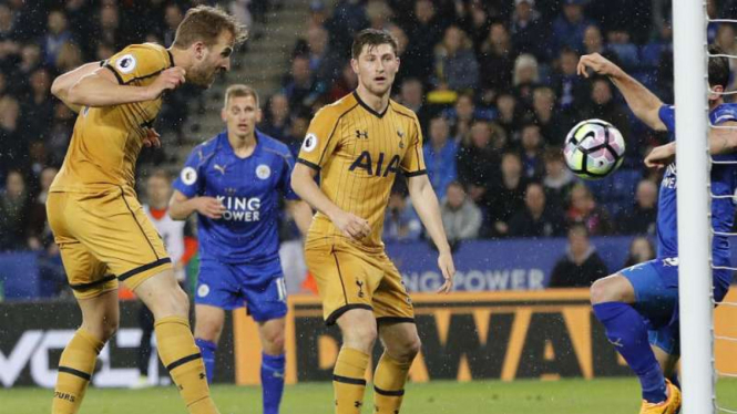Striker Tottenham Hotspur, Harry Kane bobol gawang Leicester City