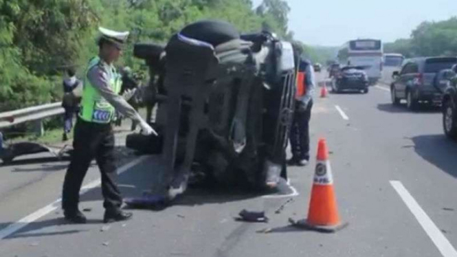 Kecelakaan beruntun di Tol Cipularang, Jumat, 19 Mei 2017