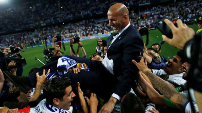 Pelatih Real Madrid, Zinedine Zidane, usai bawa klubnya juara.