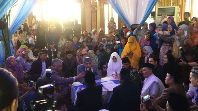 Pernikahan Muzdalifah di Tangerang Mei lalu. 