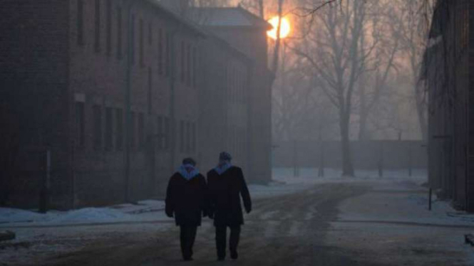 Kamp konsentrasi Auschwitz saat kembali didatangi para penyintas.