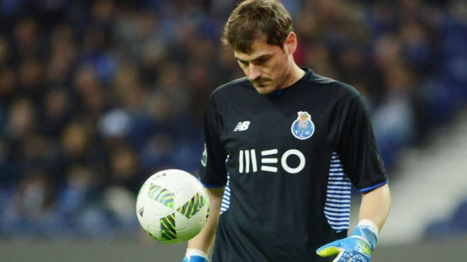 Iker Casillas, kiper FC Porto