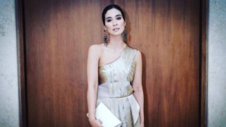 Gaya Anggun Marsha Timothy di Karpet Merah Cannes