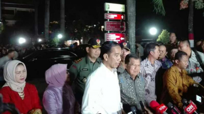 Presiden Joko Widodo dan Wapres Jusuf Kalla