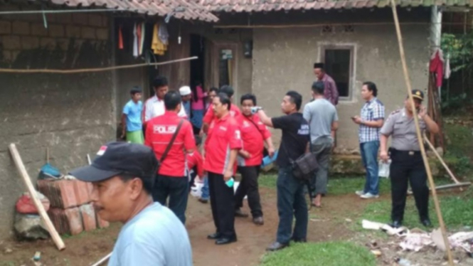 Rumah terduga teroris di Bogor di geledah