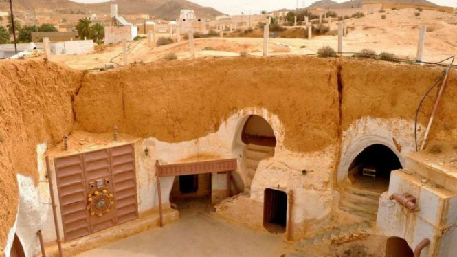 Rumah warga Tunisia di bawah tanah