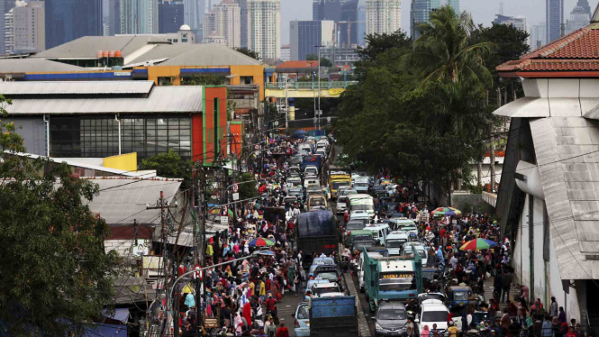 Kepadatan Kawasan Pasar Tanah Abang