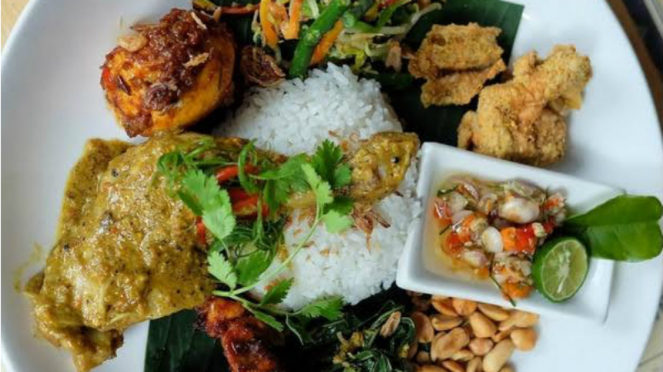 Nasi Campur Bali.