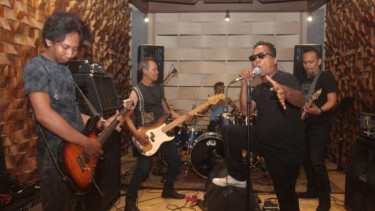 Dead Distortion