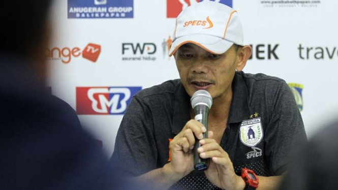 Pelatih Persipura Jayapura, Liestiadi